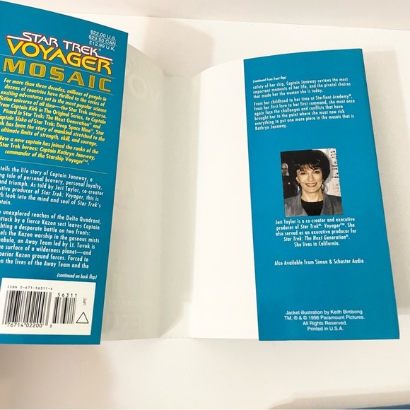 Vtg 1996 Star Trek Voyager Mosaic Book Jeri Taylor - Picture 6 of 16